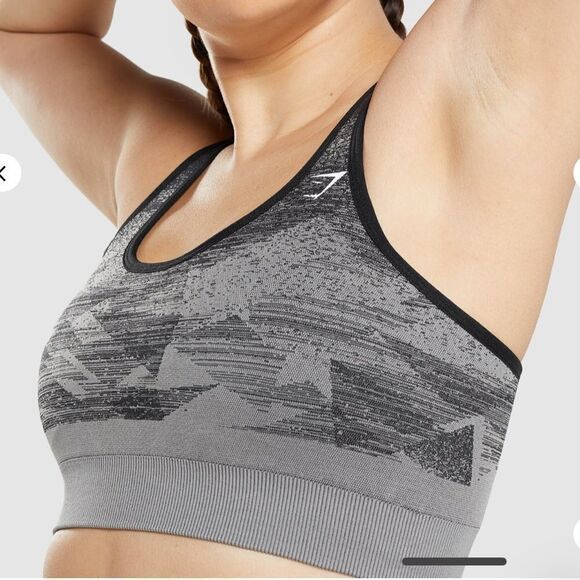 GYMSHARK ADAPT OMBRE SEAMLESS SPORTS BRA Triangle | Black Print Small NWT in pkg - Picture 4 of 7